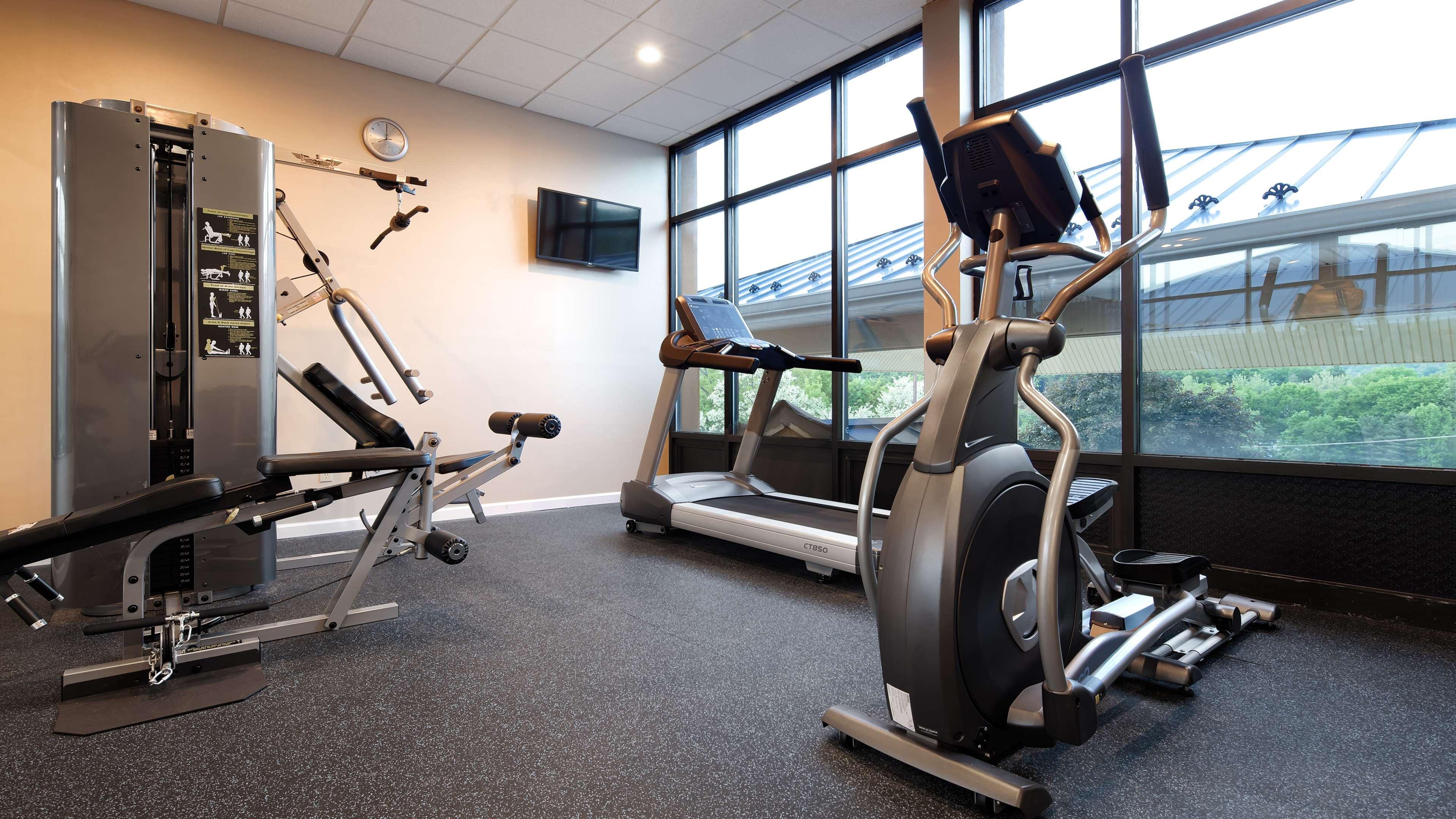 Best Western Plus Poconos Tannersville Bagian luar foto