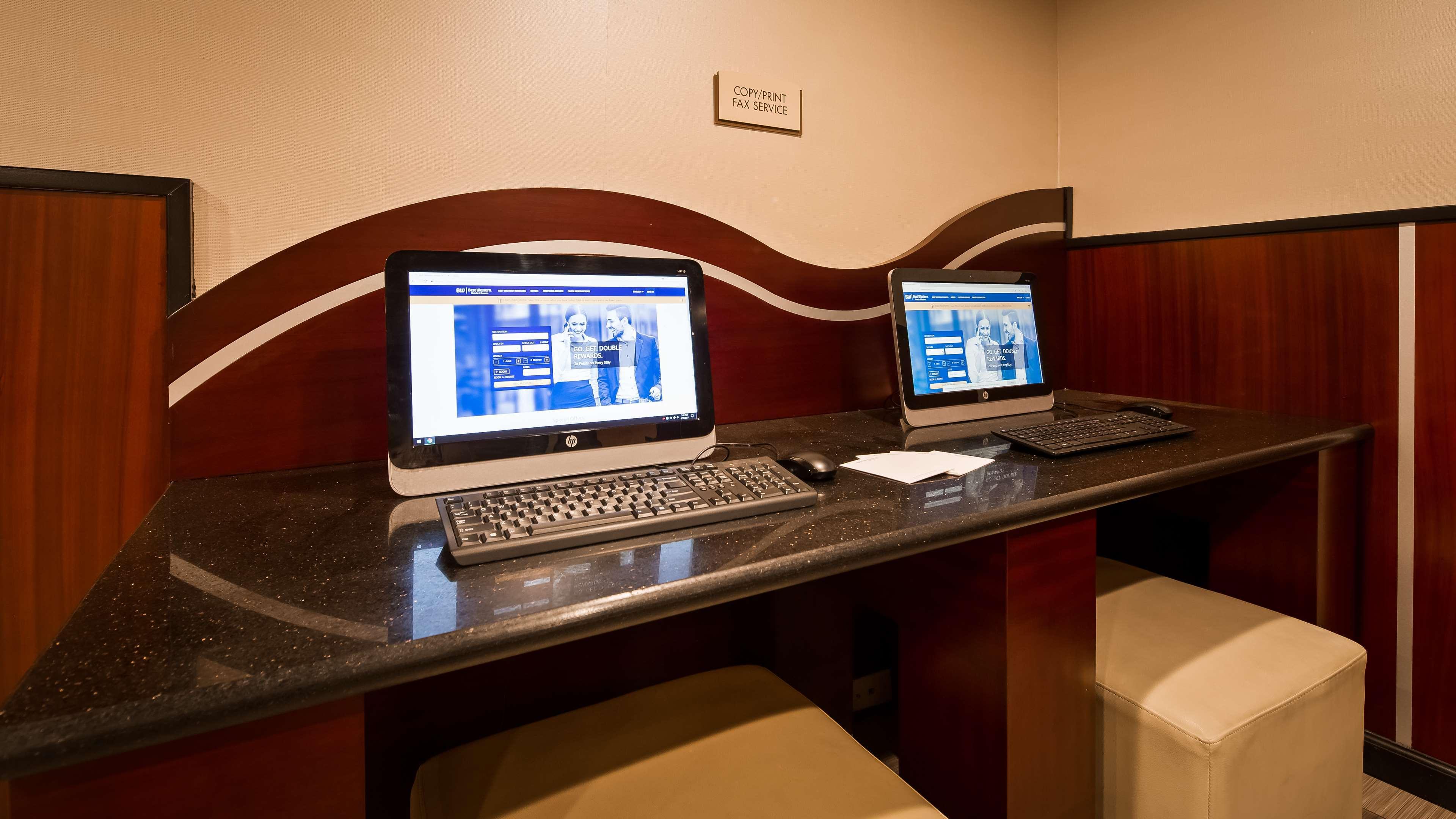 Best Western Plus Poconos Tannersville Bagian luar foto