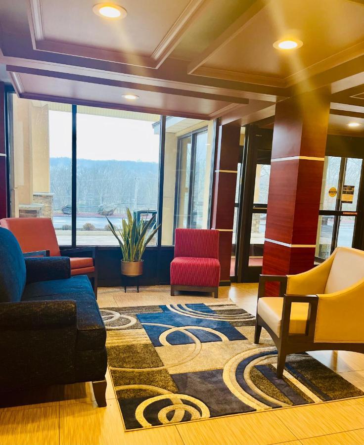 Best Western Plus Poconos Tannersville Bagian luar foto