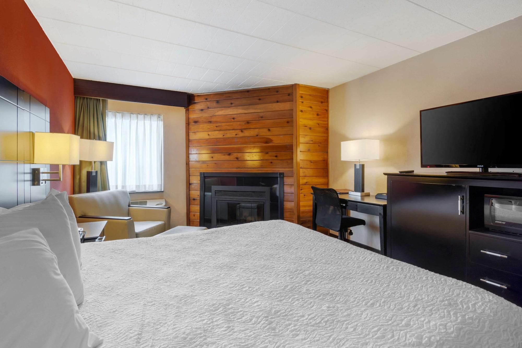 Best Western Plus Poconos Tannersville Bagian luar foto