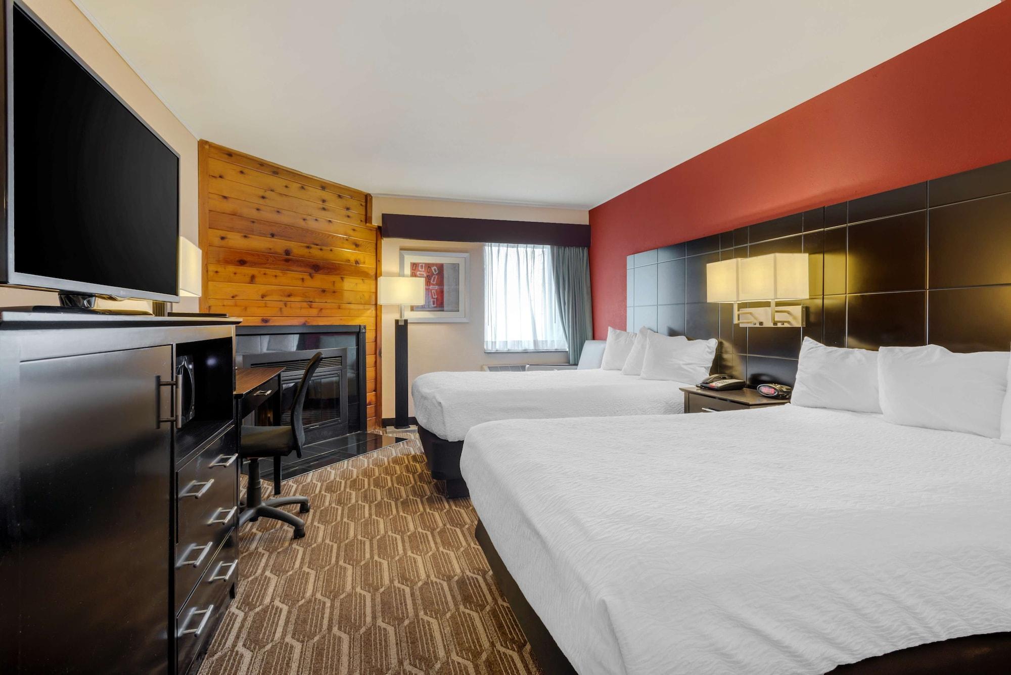 Best Western Plus Poconos Tannersville Bagian luar foto