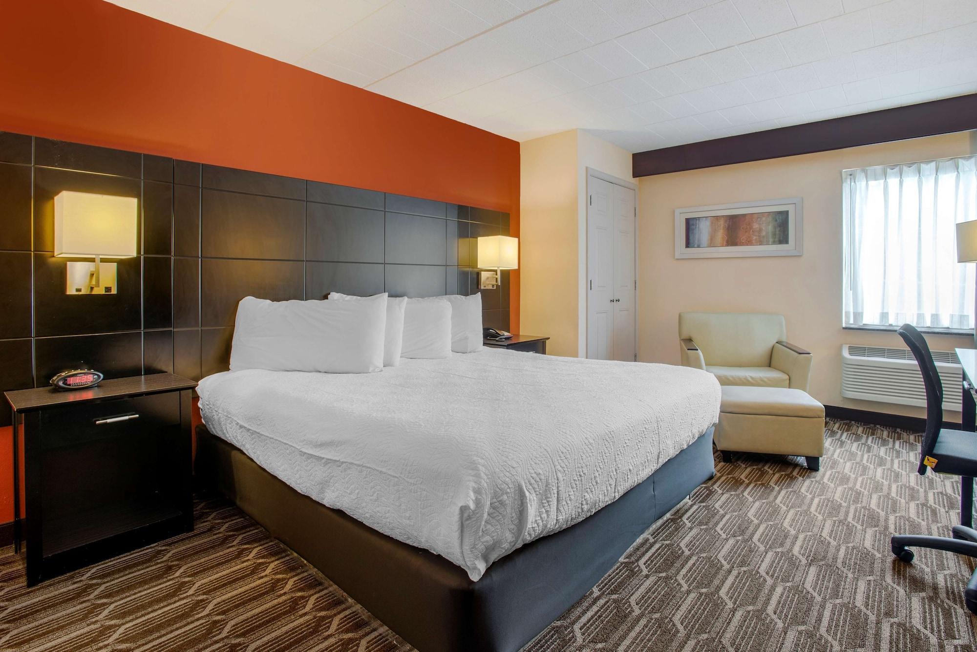 Best Western Plus Poconos Tannersville Bagian luar foto